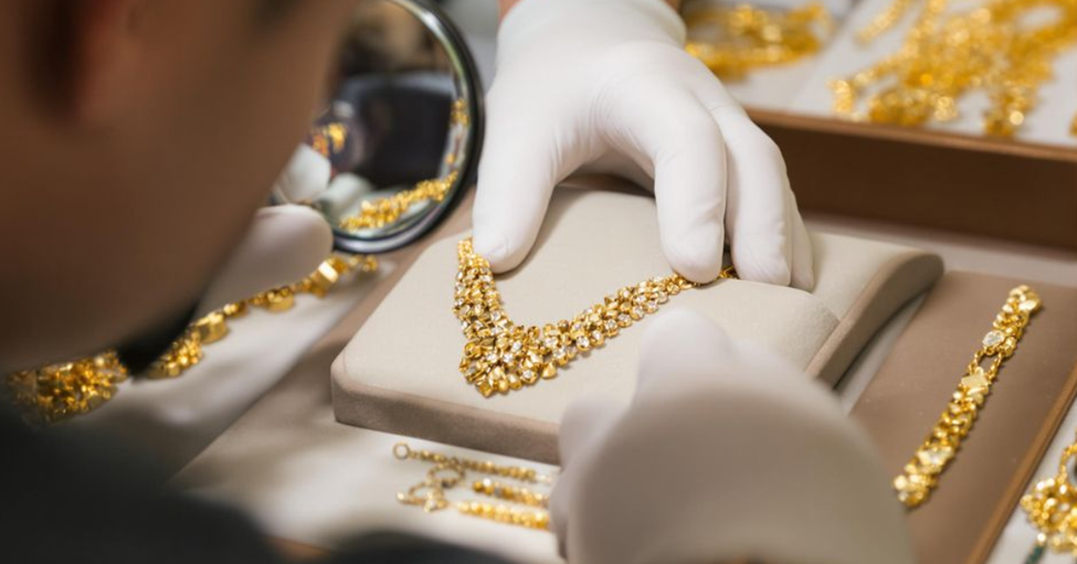 Authenticity Checks and Documentation to Buy Gold Jewelry