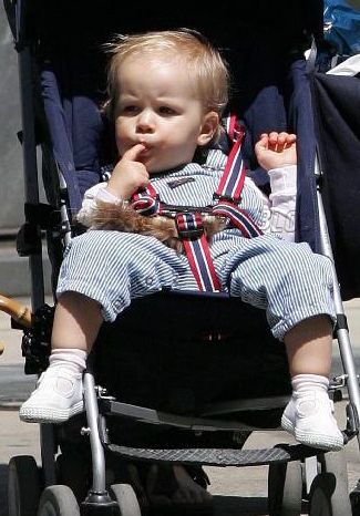Romy Mars Childhood