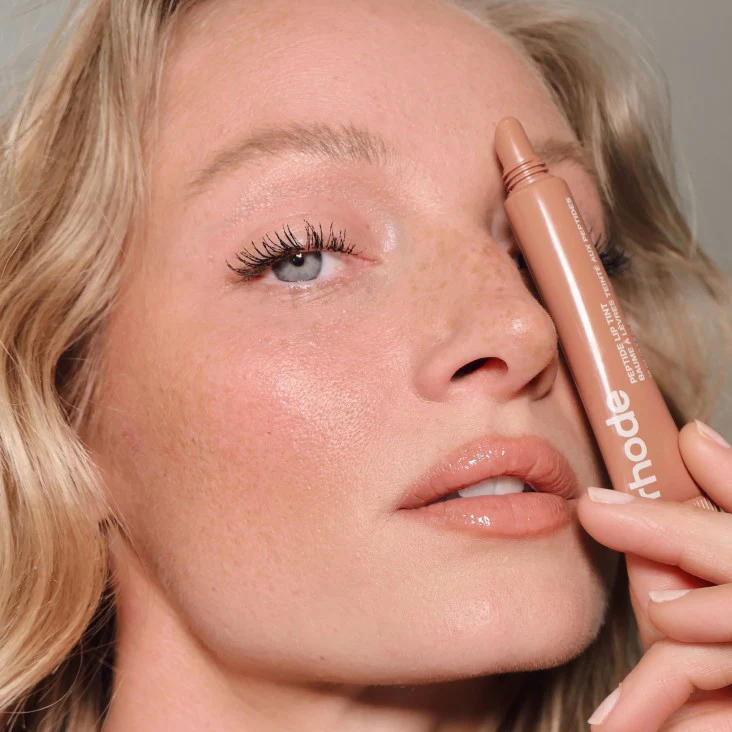 How to use Rhode Peptide Lip Tint?